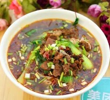 Sizzling Beef and Wagyu Tripe Noodles
