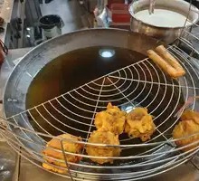 Stuffed glutinous rice chicken