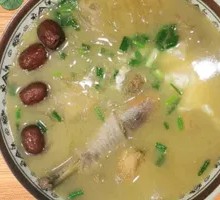 Pork Stomach with Red Dates, Goji Berries, and Free-Range Chicken Soup