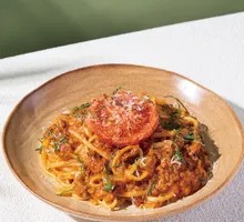 Slow-Cooked Meat Sauce Pasta