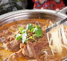 Crystal Noodles with Beef Brisket