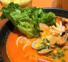 Thai Tom Yum Seafood Noodles