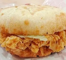Spicy Chicken Leg Chinese Burger