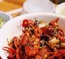 Wuhan-Style Stewed Large Shrimp