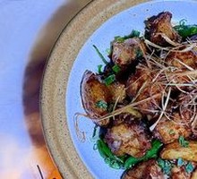 Signature Spicy and Numbing Chicken Wings Pot