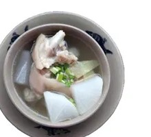 Pork Trotter Soup with Peanuts