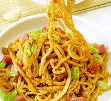 Sizzling Ham and Egg Noodles