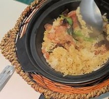 Cantonese腊味 Baozi Rice in Clay Pot