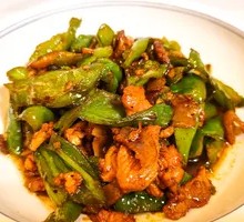 Hunan-style Pork with Chili