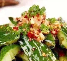 Knife-Pounded Cucumber