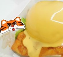 Cheese Waterfall Chicken Burger