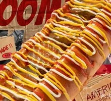 Classic American Hot Dog