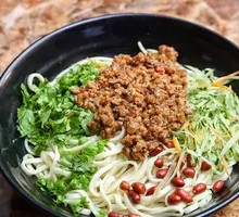 油泼炸酱面