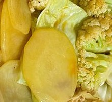 Cauliflower Cucumber Napa Cabbage Rolls