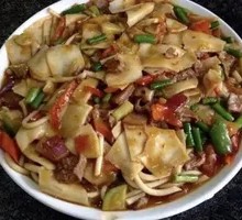 Lamb Stir-Fried Noodles