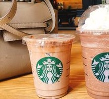Matcha Cocoa Crunch Frappuccino