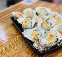 Charcoal-Grilled Garlic Oysters