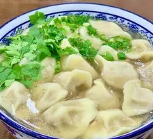 手工牛肉汤饺