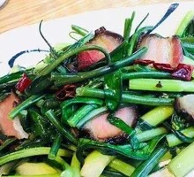 Bok Choy Stir-Fried with Preserved Pork