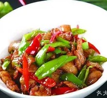 Stir-Fried Beef with Spicy Sauce