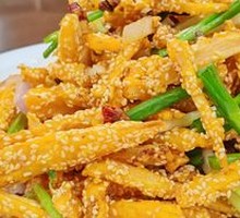 Dry-Fried Lotus Root Strips