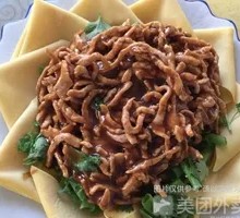 Beijing-style Shredded Pork in Soy Sauce