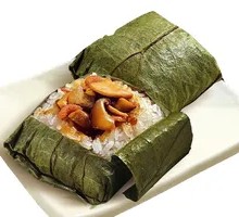 Lotus Leaf Sticky Rice Chicken