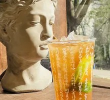 Lemon Papaya Sparkling Water
