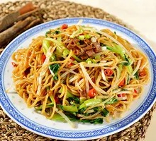 Stewed Pig Intestine Stir-Fried Rice Noodles