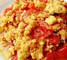 Tomato and Egg Stir-Fry