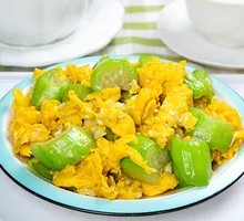 Loofah and Egg Stir-Fry