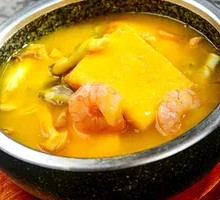 Stoneware Seafood and Homemade Tofu