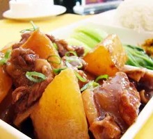 Braised Pork with Radish