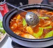 Xiao's Provincial Intangible Cultural Heritage Gong'an Beef with Three Delicacies
