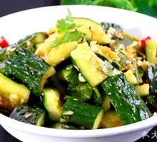 Knife-Pounded Cucumber