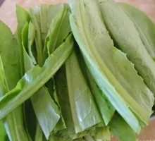 Spicy Pepper and Lettuce Leaves