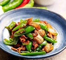 Stir-Fried Pork with Green Chili