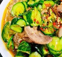 Cucumber with Braised Pork