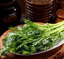 Chinese chrysanthemum greens