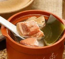 Kelp and Pork Rib Soup