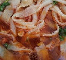 Quick-Boiled Pork Shreds with Wide Noodles
