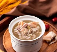 Pig's stomach chicken soup