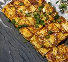 Dry-Fried Small Catfish