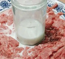 Milk Beef in Bamboo Steam Pot