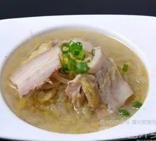 Sour Cabbage Stewed Pork Belly with Vermicelli