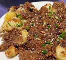 Pan-fried Steamed Pork with Flour