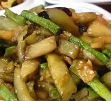 Eggplant and Green Beans Stir-fry