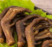 Spiced Braised Duck Feet