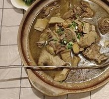 Clay Pot Stewed Goose