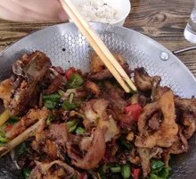 Spicy Pot-Steamed Chicken